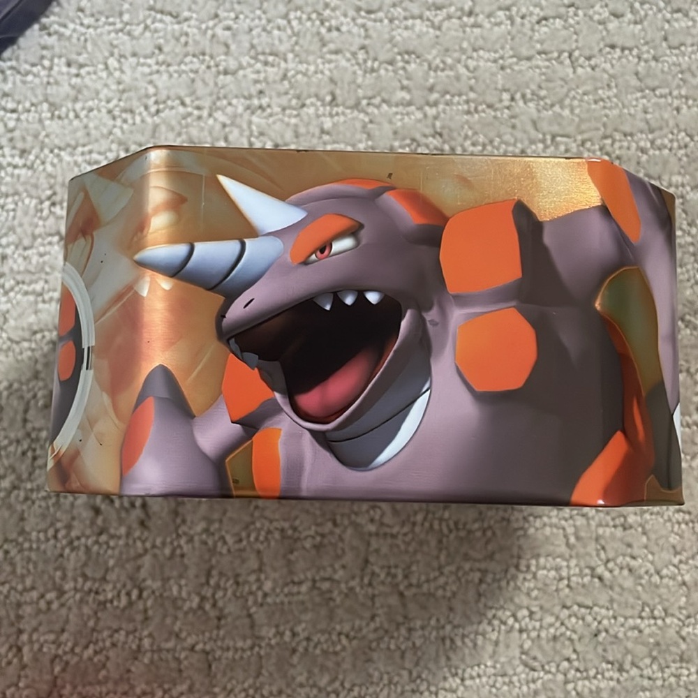 COPY - PoKeMoN Metal Card Holder - Picture 2 of 10